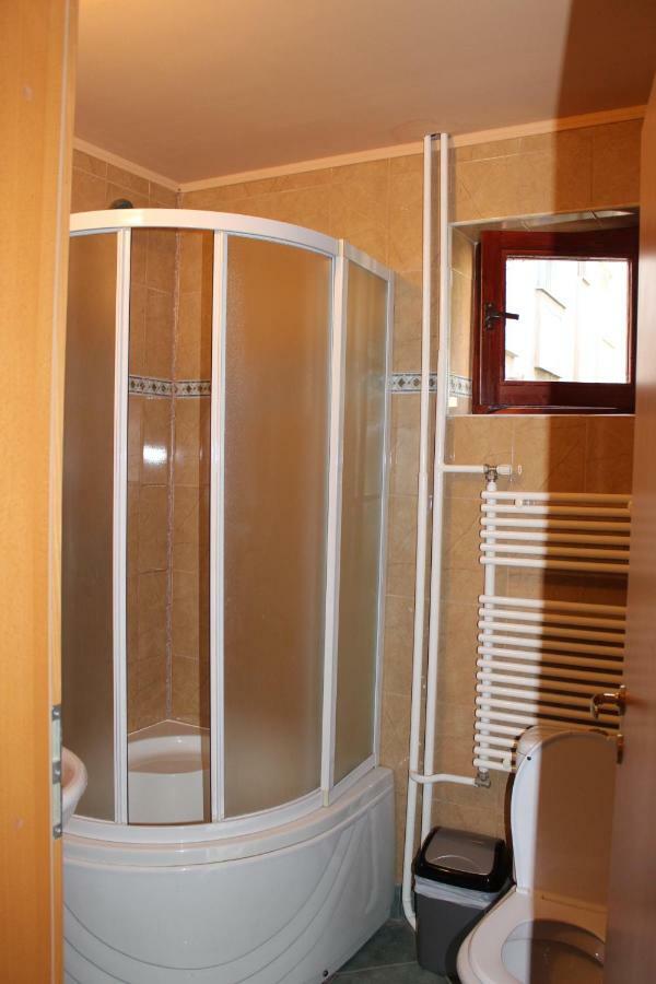 Rooms Cristian เดวา ภายนอก รูปภาพ
